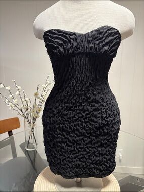 UK2LA Strapless Ruched Black Mini Dress
